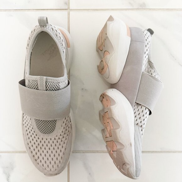 Sorel Kinetic Impact Strap Sneakers 9 in dove / moonstone - Picture 2 of 9